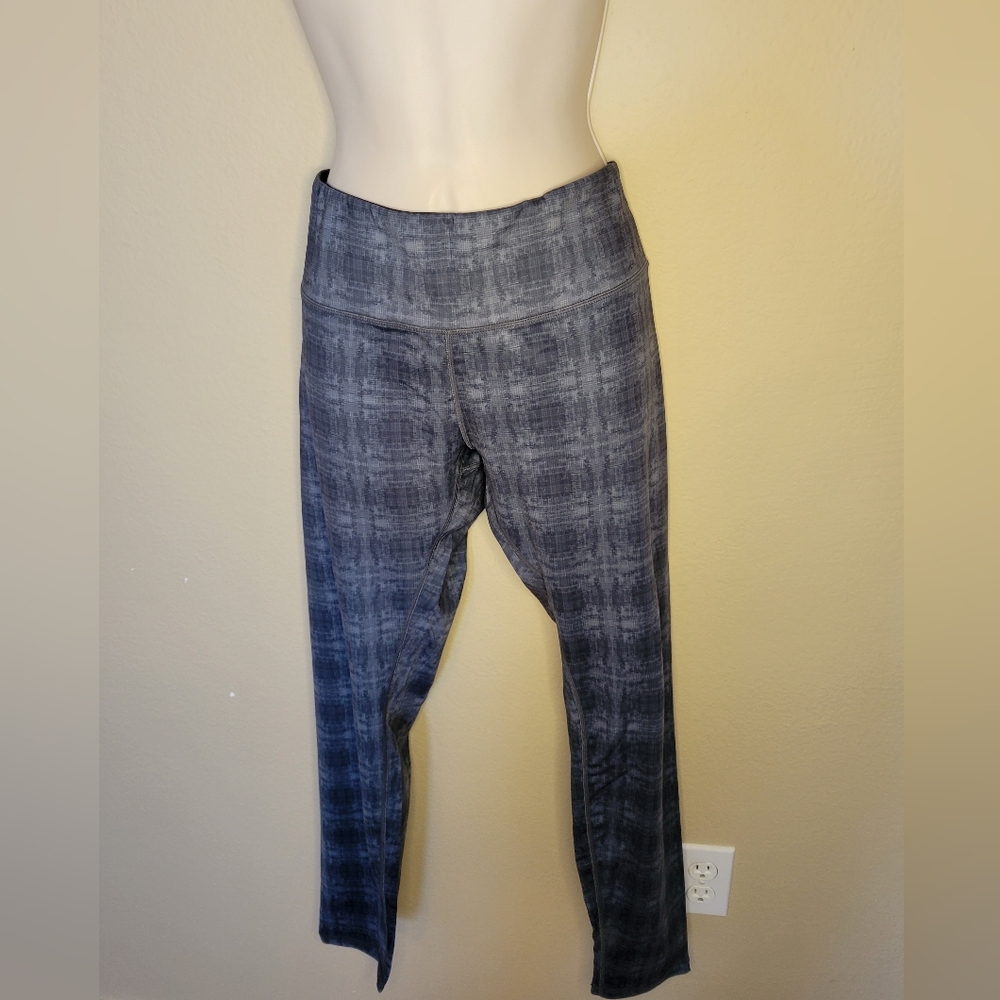 Gray plaid leggings
